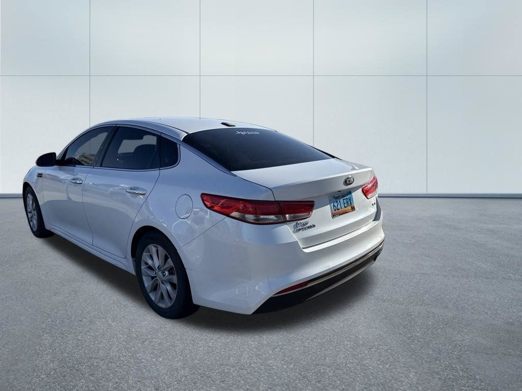 Used 2017 Kia Optima EX FWD image 7