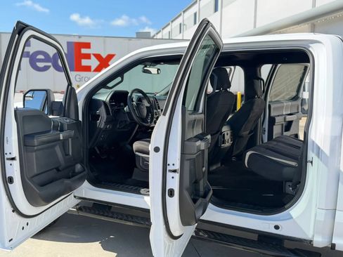 Used 2018 Ford F150 XLT w/ Equipment Group 302A Luxury RWD image 18