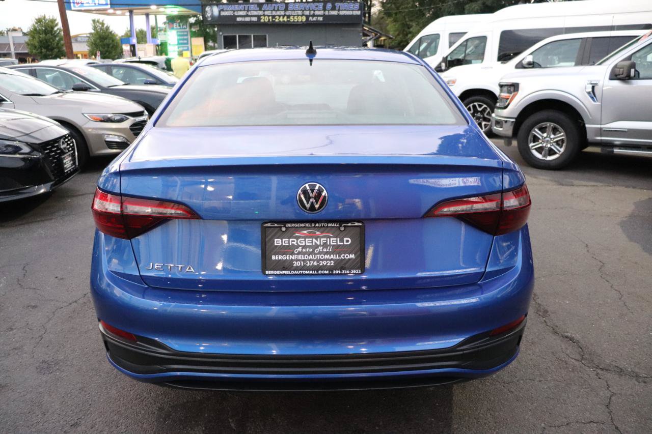 Used 2024 Volkswagen Jetta S FWD image 4