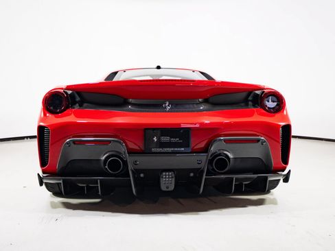 Used 2019 Ferrari 488 Pista Coupe RWD image 9