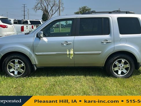 Used 2010 Honda Pilot Touring image 1