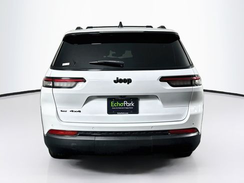 Used 2023 Jeep Grand Cherokee L Laredo AWD/4WD image 7