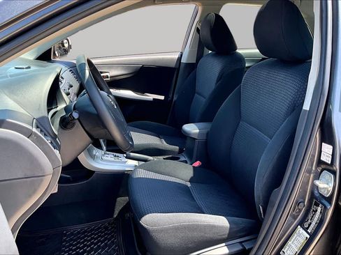 Used 2009 Toyota Corolla XRS FWD image 7