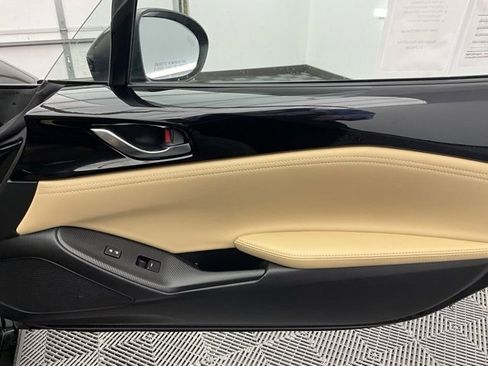 Used 2016 MAZDA MX-5 Miata Grand Touring image 12