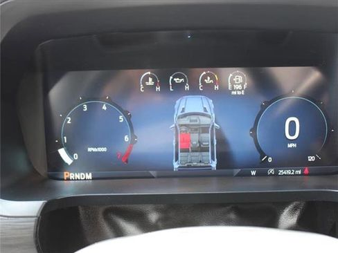 Used 2024 Ford F150 XLT image 11