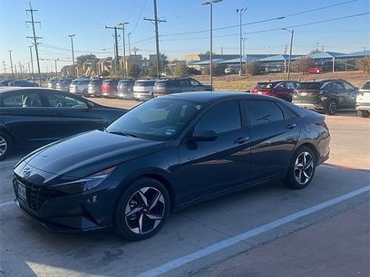 Certified 2023 Hyundai Elantra SEL w/ Convenience Package