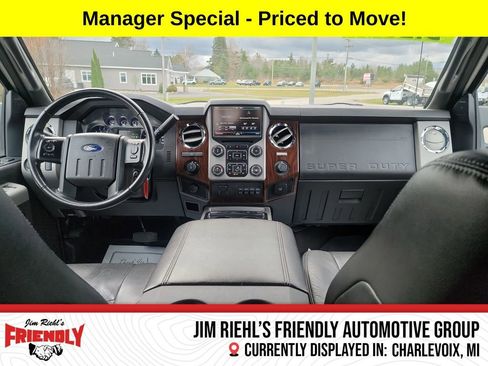 Used 2014 Ford F350 Lariat w/ Lariat Interior Package image 12
