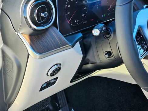 New 2026 Mercedes-Benz GLC 300 4MATIC image 16