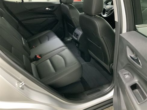 Used 2020 Chevrolet Equinox Premier AWD/4WD image 19