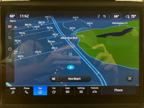 Used 2025 Ford F150 Lariat w/ Equipment Group 502A High image 25