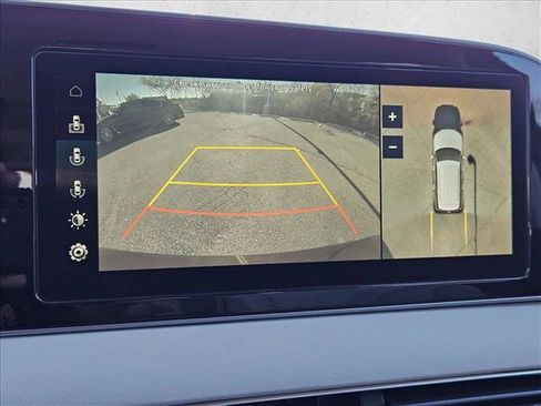 Used 2022 Hyundai Palisade Calligraphy image 17