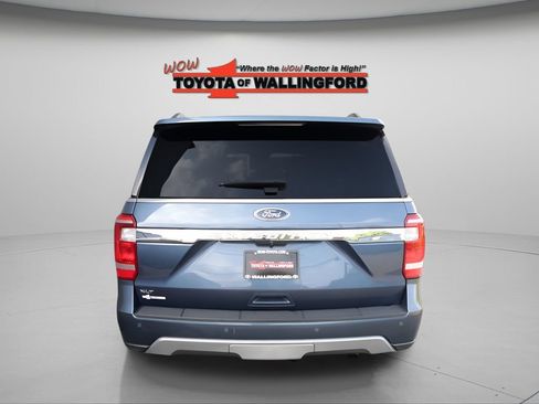 Used 2020 Ford Expedition XLT w/ Equipment Group 202A AWD/4WD image 10