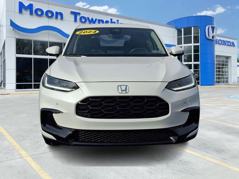 Used 2024 Honda HR-V EX-L image 2