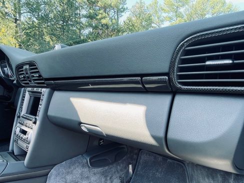 Used 2006 Porsche 911 Carrera 4 image 37