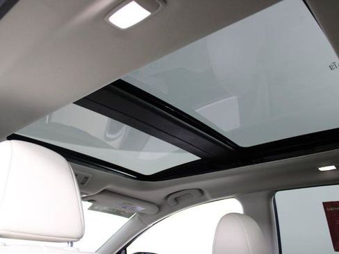Certified 2024 Nissan Murano Platinum w/ Cargo Package FWD image 25