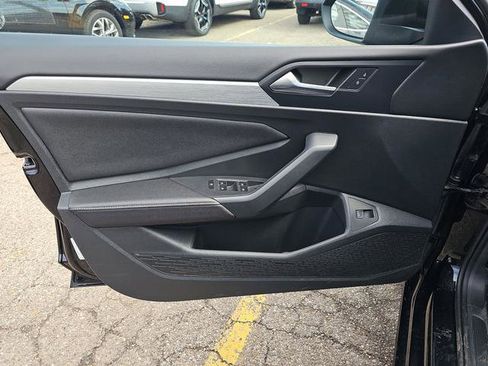 Used 2025 Volkswagen Jetta S image 16