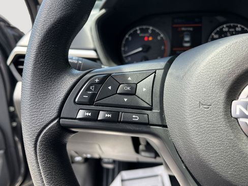 Used 2025 Nissan Altima 2.5 S FWD image 27