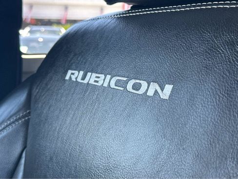 Used 2016 Jeep Wrangler Rubicon AWD/4WD image 32