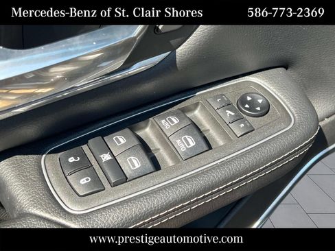 Used 2021 RAM 1500 Laramie AWD/4WD image 17