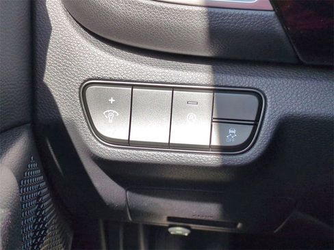 New 2026 Kia Seltos S image 24