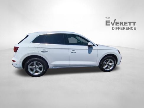 Used 2021 Audi Q5 2.0T Premium w/ Convenience Package AWD/4WD image 3