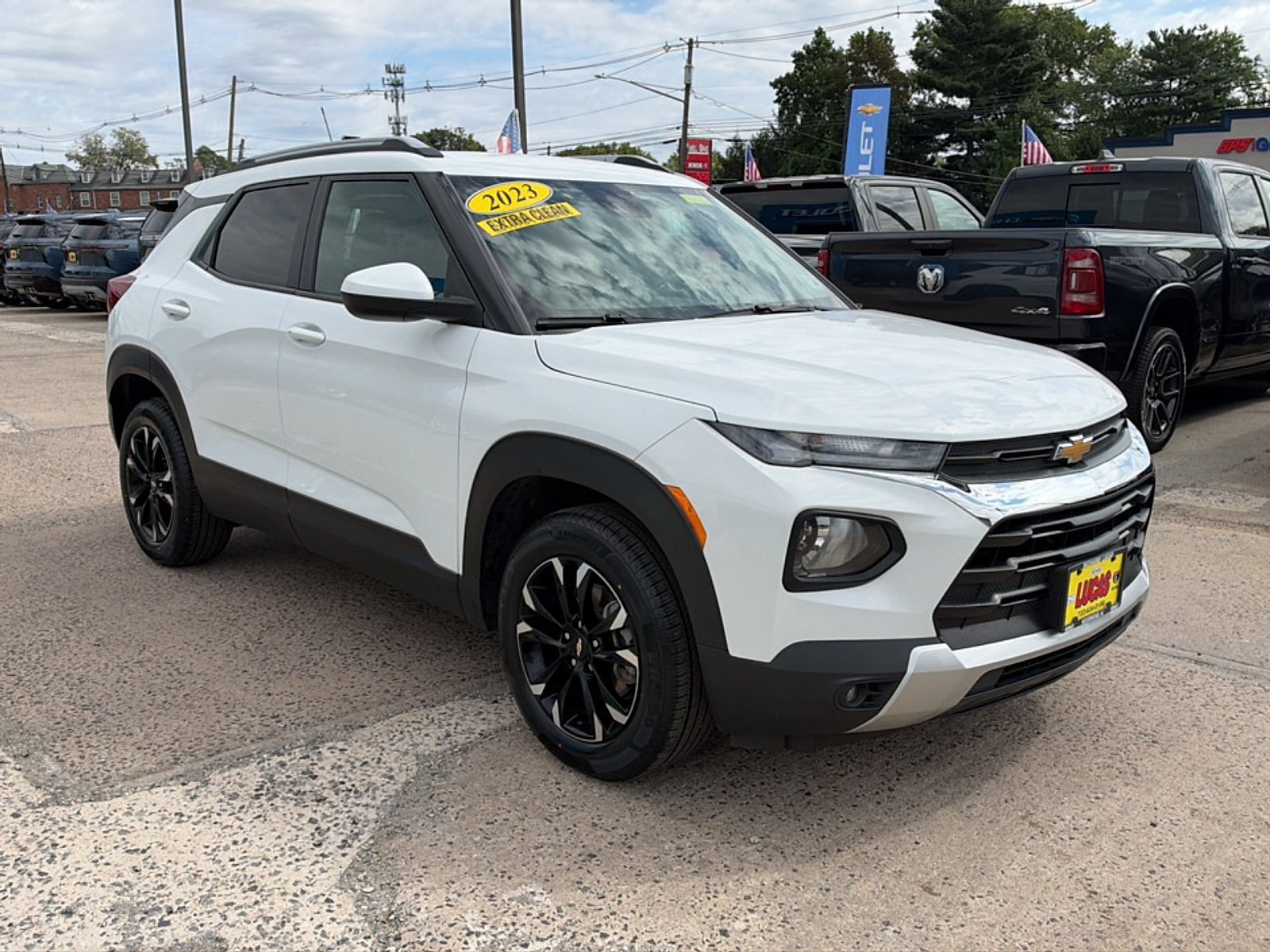 Used 2023 Chevrolet TrailBlazer LT AWD/4WD image 4