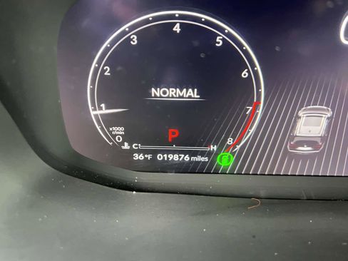 Used 2023 Acura MDX SH-AWD image 28