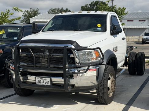 Used 2018 RAM 5500 Tradesman w/ Power & Remote Entry Group AWD/4WD image 11