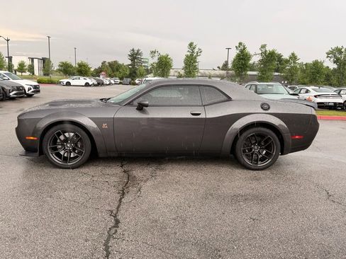 Used 2020 Dodge Challenger R/T Scat Pack RWD image 4