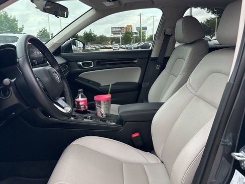 Used 2024 Honda Civic EX-L image 3