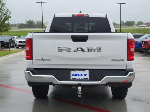 Used 2025 RAM 1500 Lone Star AWD/4WD image 4