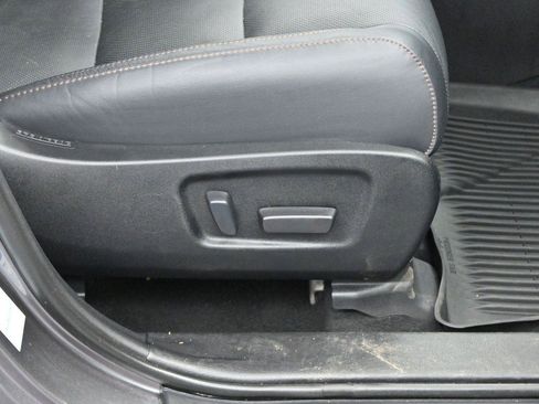 Used 2019 Toyota Highlander Limited AWD/4WD image 37