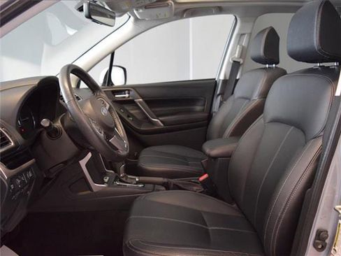 Used 2018 Subaru Forester 2.5i Touring w/ Popular Package #2 image 19