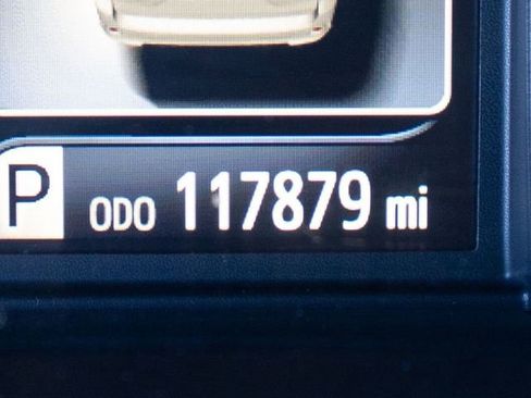 Used 2016 Toyota Sienna SE image 26