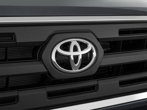 Used 2018 Toyota Tacoma SR5 RWD image 57