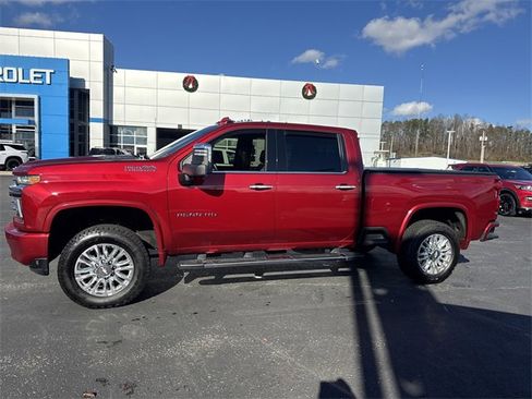 Used 2020 Chevrolet Silverado 2500 High Country w/ Z71 Off-Road Package image 14