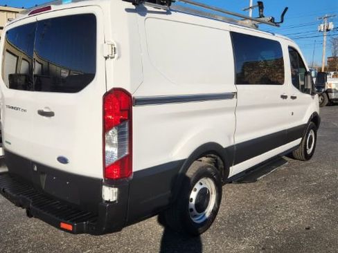 Used 2019 Ford Transit 250 130 Low Roof RWD image 3