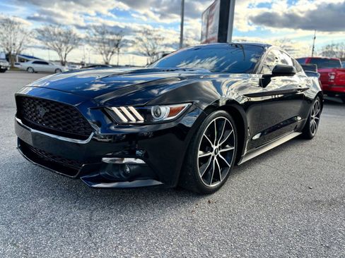 Used 2017 Ford Mustang Coupe w/ Wheel & Stripe Package image 7