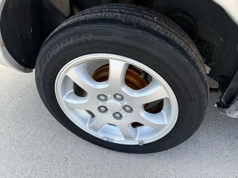 Used 2005 Dodge Neon SXT FWD image 11