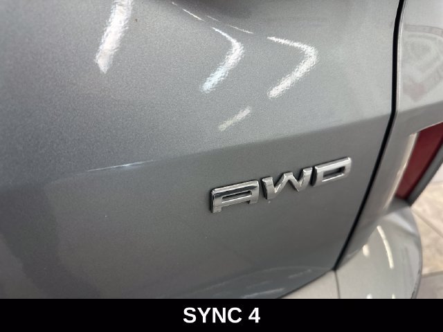 Used 2024 Ford Escape ST-Line AWD/4WD image 6
