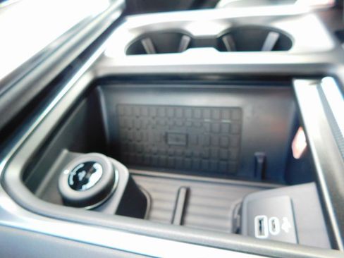 New 2025 Ford Expedition Platinum w/ Stealth Performance Package image 46