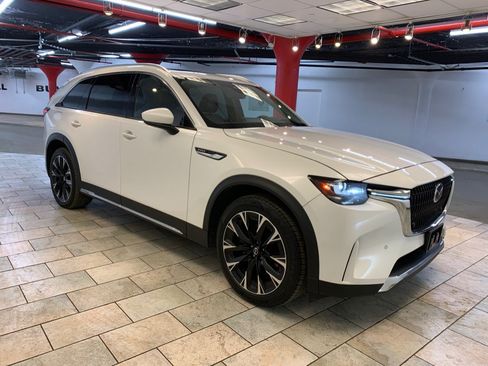 Used 2024 MAZDA CX-90 Plug-In Hybrid w/ Premium Pkg AWD/4WD image 9