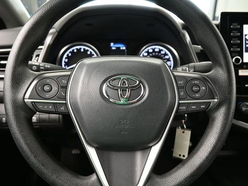 Used 2024 Toyota Camry LE image 28