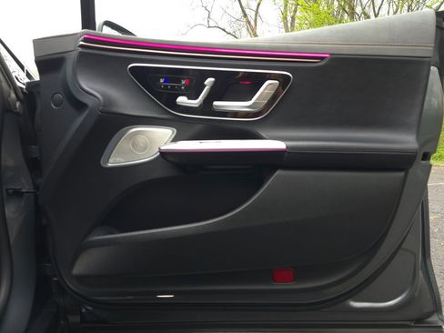 Used 2023 Mercedes-Benz EQE 350+ 4MATIC Sedan w/ Exclusive Trim Package image 22