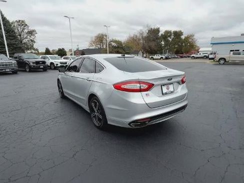 Used 2014 Ford Fusion SE w/ Equipment Group 202A image 6