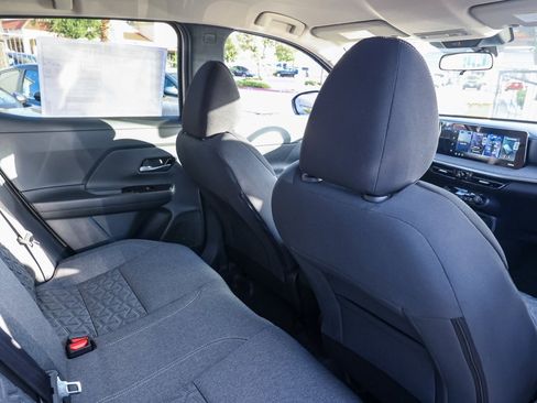 New 2026 Nissan Kicks SV image 18