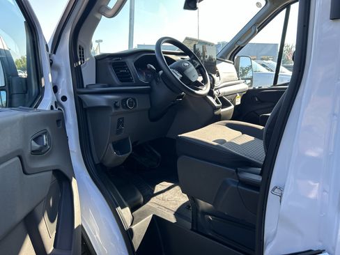 New 2026 Ford Transit 250 148 Medium Roof RWD image 15
