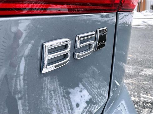 Used 2023 Volvo XC60 B5 Plus w/ Protection Package Premier image 23