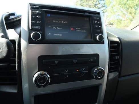 Used 2015 Nissan Titan PRO-4X image 12