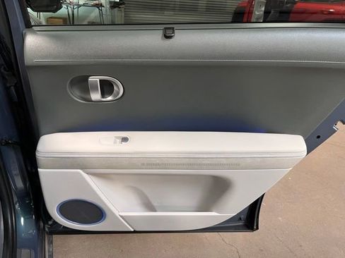 Used 2024 Hyundai Ioniq 5 Limited image 13